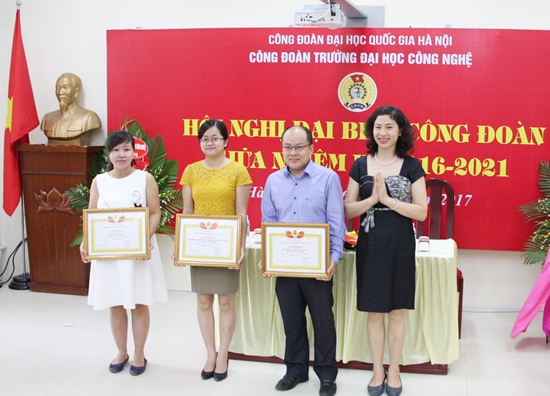 Hội nghị đại biểu Công đoàn Trường Đại học Công nghệ giữa nhiệm kỳ 2016-2021