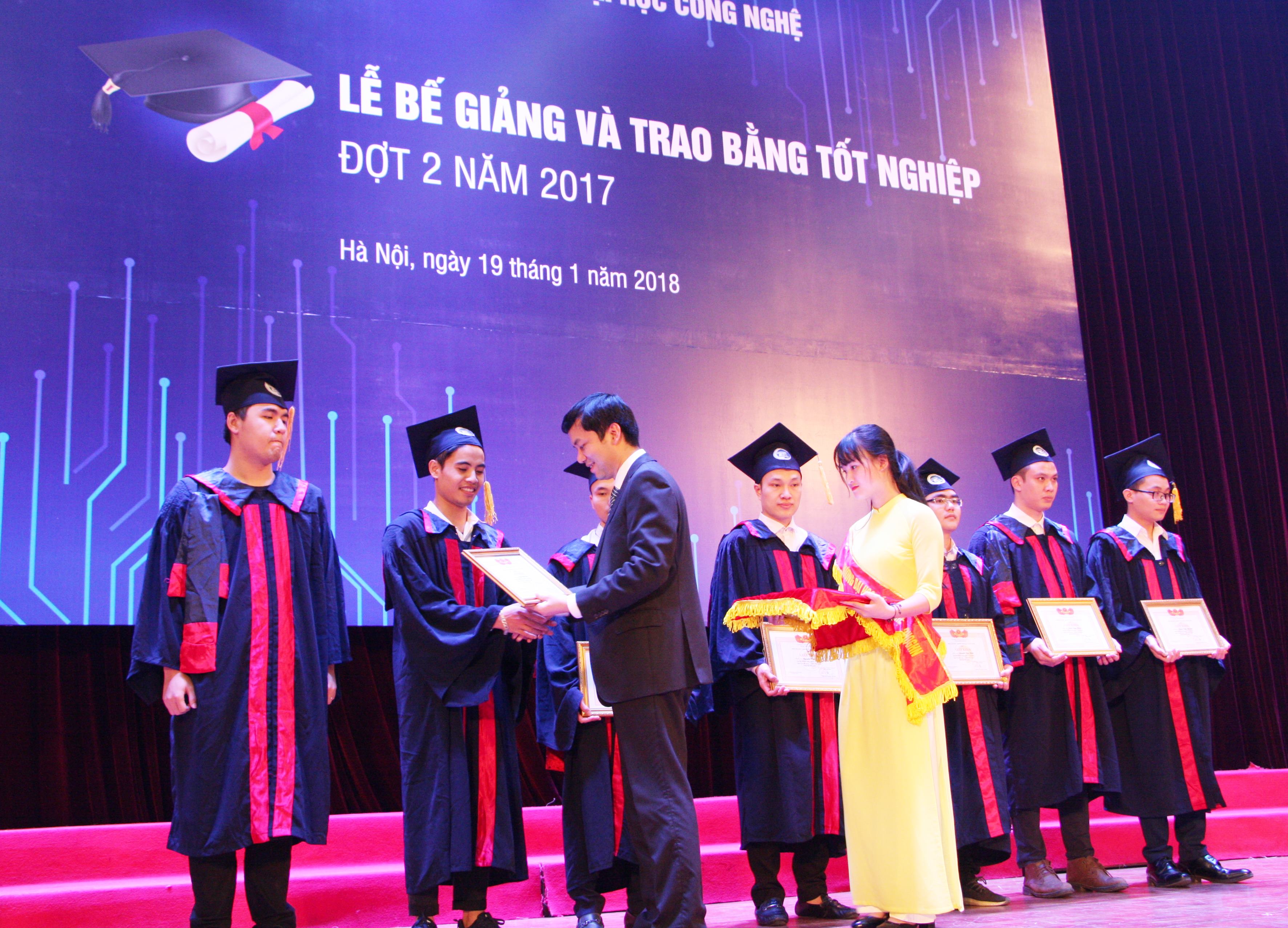 THÔNG BÁO TUYỂN SINH ĐÀO TẠO THẠC SĨ ĐỢT 1 NĂM 2018