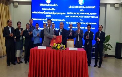 Lễ ký kết hợp tác nghiên cứu và phát triển Hạ tầng dữ liệu không gian địa lý giữa Trường Đại học Công nghệ với Vụ kế hoạch và hợp tác, Bộ Khoa học và Công nghệ nước CHDCND Lào