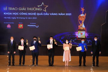 [Infographic] Nữ giảng viên trẻ Lê Hoàng Quỳnh nhận Giải thưởng Quả Cầu vàng năm 2021