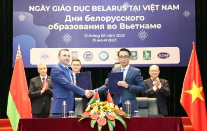 Trường ĐH Công nghệ tham dự “Ngày hội Giáo dục Belarus” và ký thỏa thuận hợp tác với 2 trường đại học Belarus về lĩnh vực kỹ thuật công nghệ