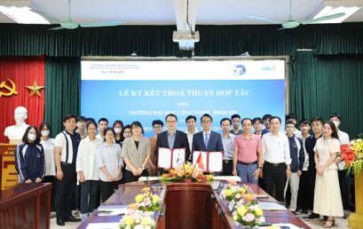 UET ký kết hợp tác với Văn phòng đại diện Phòng Giáo dục Hàn Quốc tại Việt Nam (KEC) và khai giảng chương trình tiếng Hàn mùa hè cho sinh viên