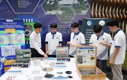 Diễn đàn VOV2: Tư vấn tuyển sinh Trường Đại học Công nghệ, Đại học Quốc gia Hà Nội