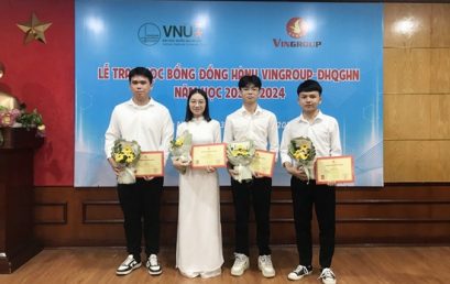 Học bổng đồng hành và tạo động lực phát triển cho sinh viên Trường Đại học Công nghệ – ĐHQGHN