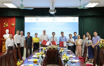 Ký kết hợp tác ba bên giữa Trường Đại học Công nghệ với Công ty TNHH “ATOLL GROUP”, Liên bang Nga và Viện nghiên cứu Bảo vệ môi trường và sức khỏe cộng đồng