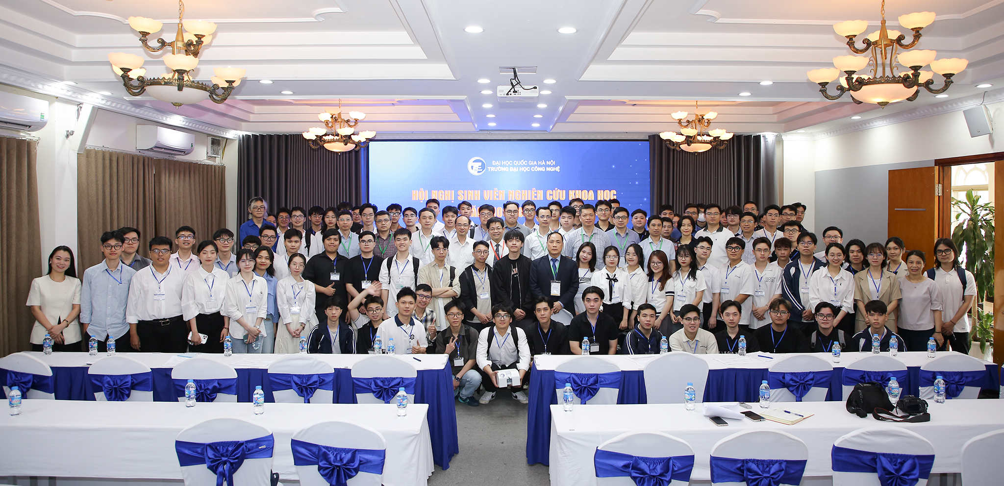 Hội nghị sinh viên nghiên cứu khoa học Trường Đại học Công nghệ lần thứ 21 Hội nghị sinh viên nghiên cứu khoa học Trường Đại học Công nghệ lần thứ 21