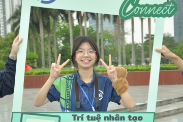 Thủ khoa tốt nghiệp Phạm Thị Kim Huệ – Nữ sinh ngành Trí tuệ nhân tạo và hành trình ba năm “chạm” tới ước mơ