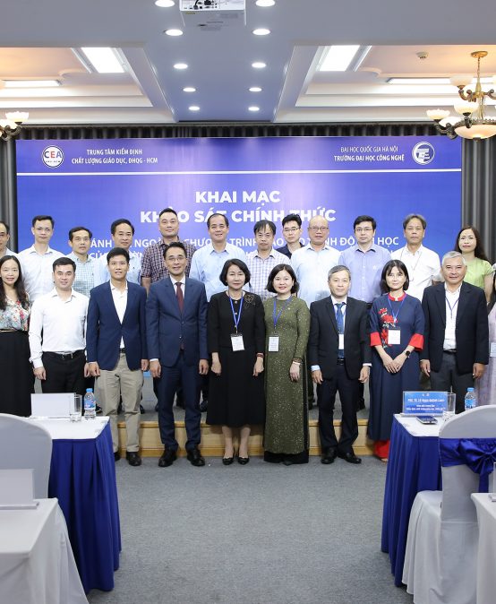 Khai mạc khảo sát chính thức đánh giá ngoài 2 chương trình đào tạo trình độ đại học của Trường Đại học Công nghệ, Đại học Quốc gia Hà Nội