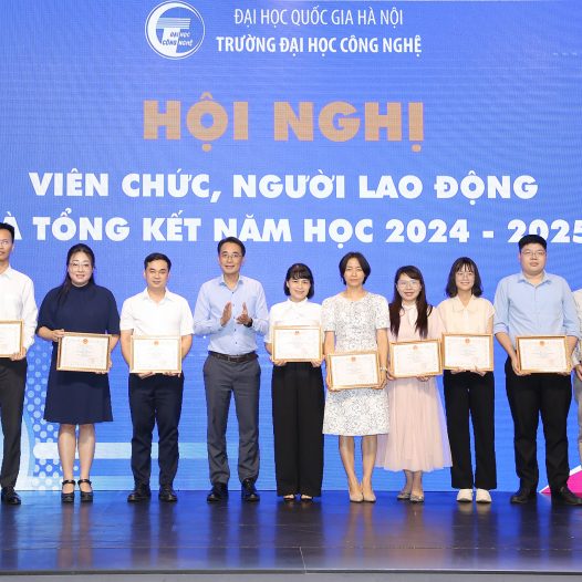 Hội nghị viên chức, người lao động và tổng kết năm học 2024-2025